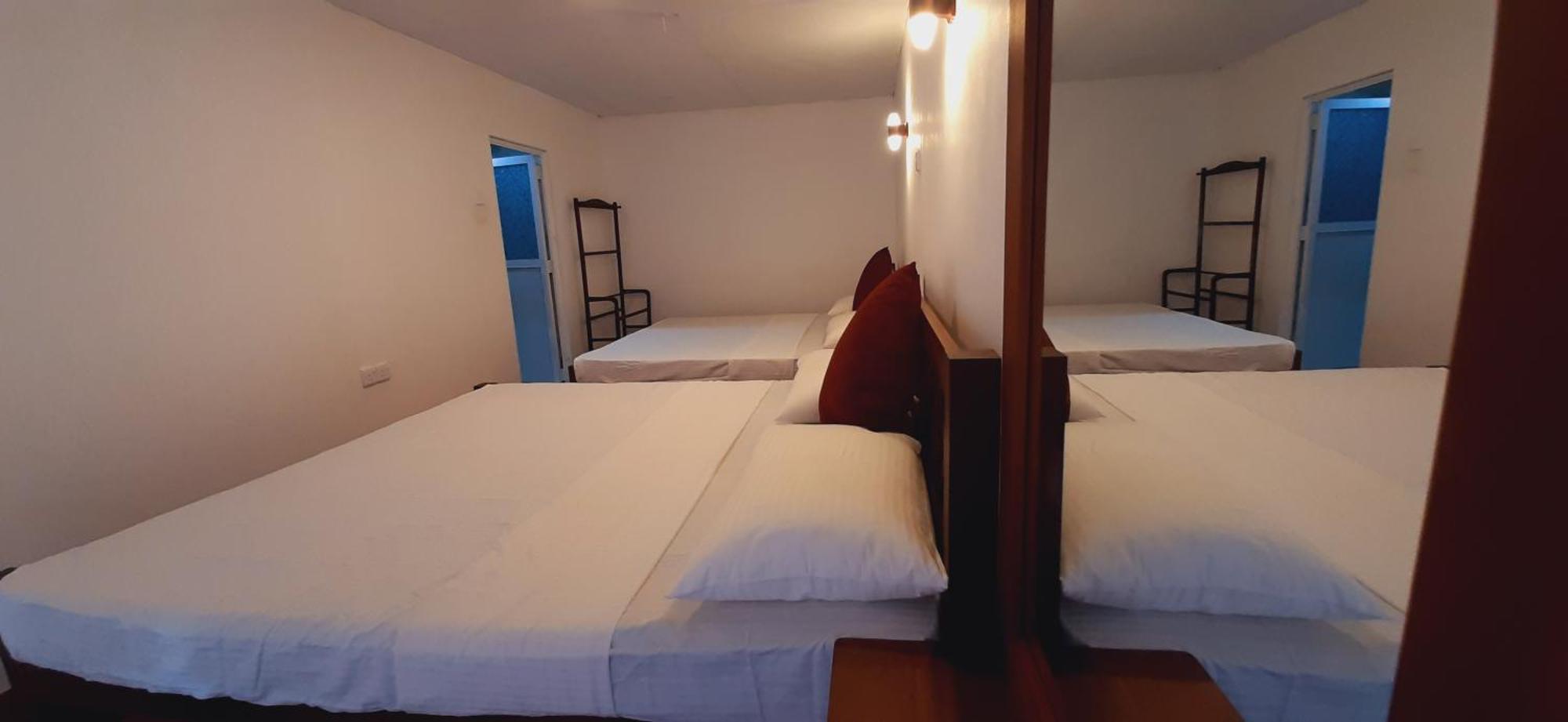 Luna Beach Home & Cabanas ガル 部屋 写真