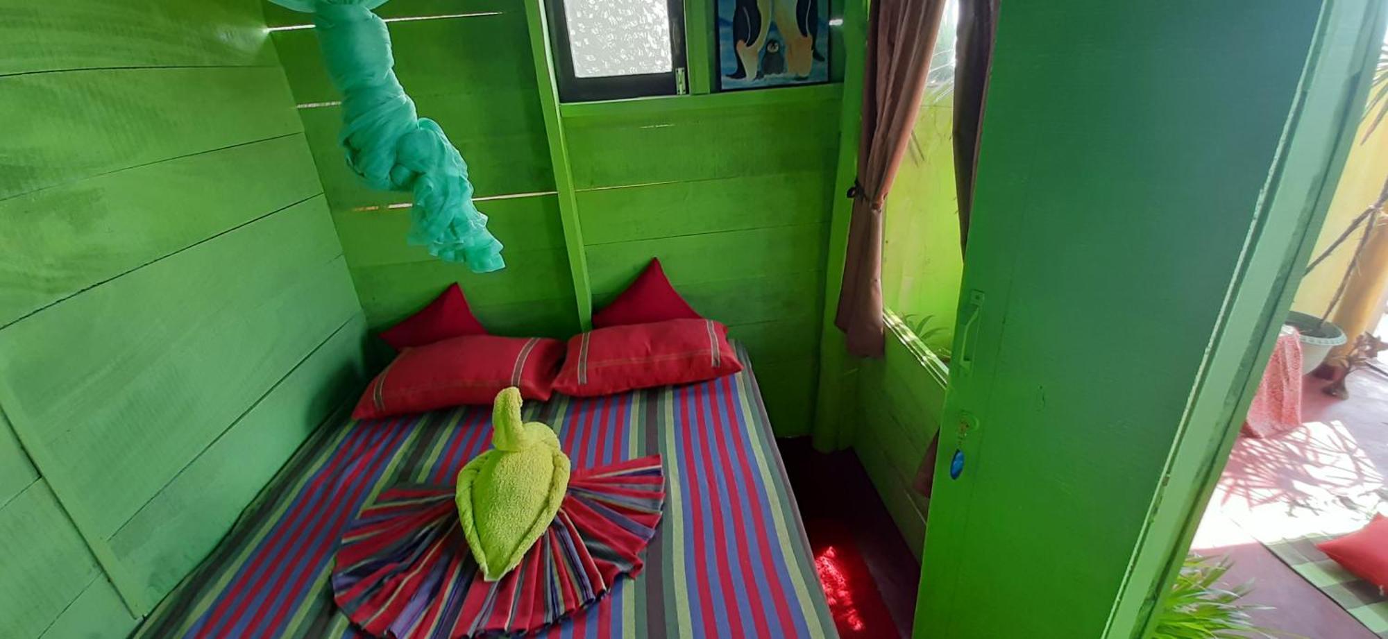Luna Beach Home & Cabanas ガル 部屋 写真