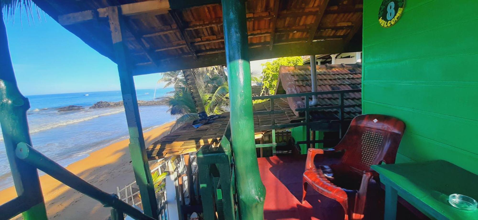 Luna Beach Home & Cabanas ガル 部屋 写真